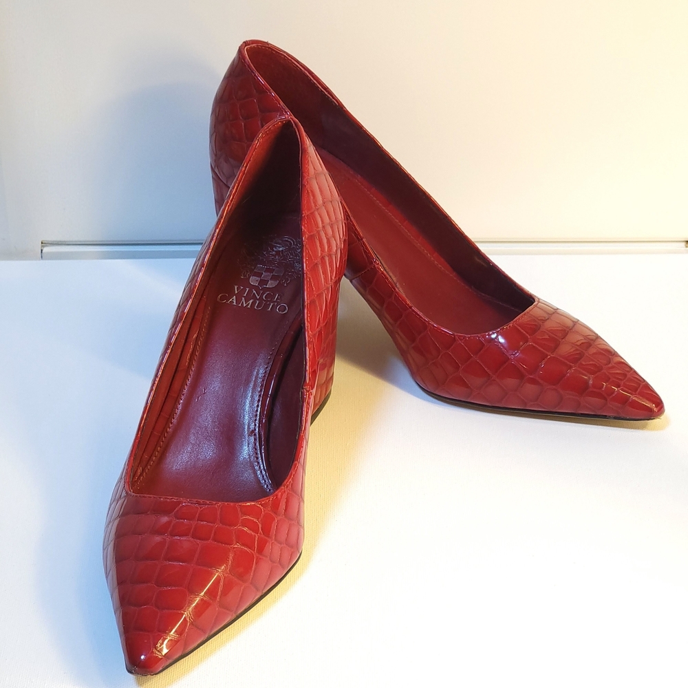 Vince Camuto Red Croc-Embossed Pointed-Toe Pumps
